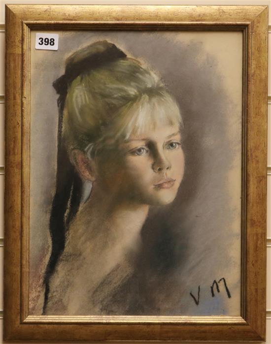 Valerie Mackenzie, pastel, Head of a girl, 39 x 29cm.